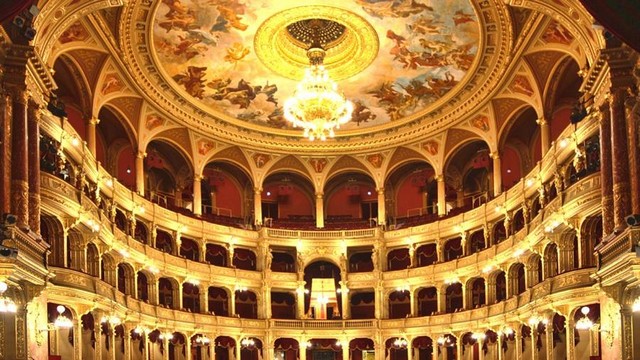 Visitar la ópera de Budapest